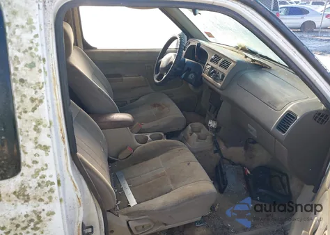 1998 Nissan Frontier King Cab Xe/King Cab Se from USA, damaged, VIN 1N6DD26S3WC309993